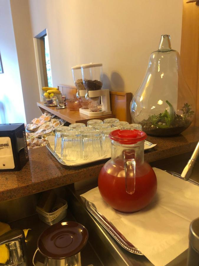 Albergo Casa Dell'Ospite Brescia Zewnętrze zdjęcie