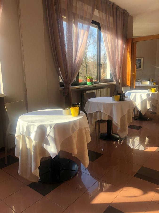 Albergo Casa Dell'Ospite Brescia Zewnętrze zdjęcie