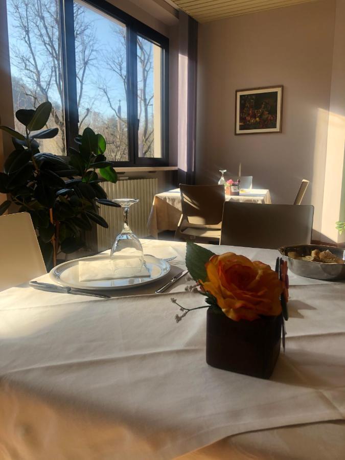 Albergo Casa Dell'Ospite Brescia Zewnętrze zdjęcie