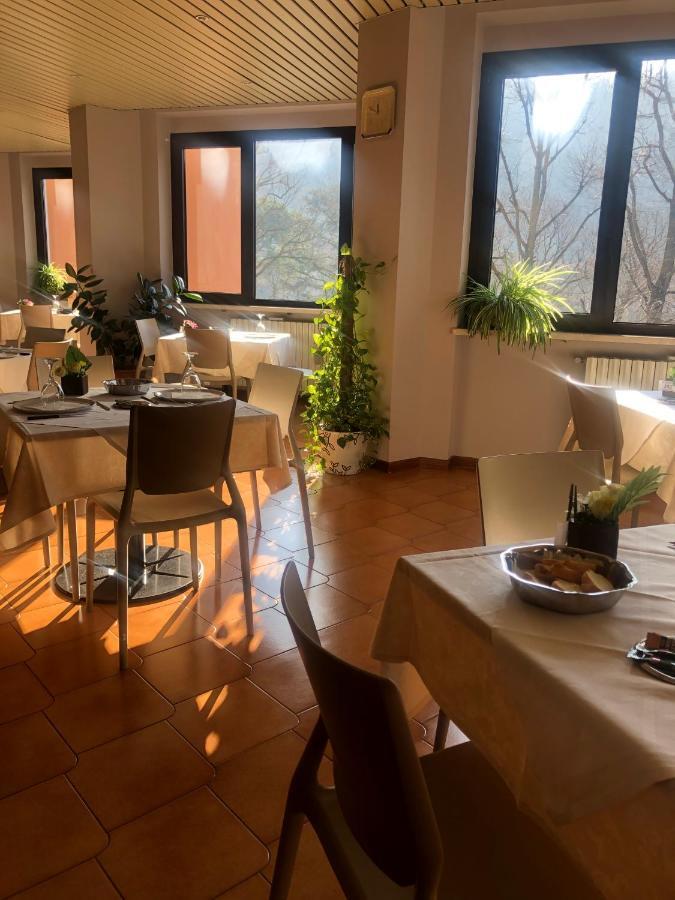 Albergo Casa Dell'Ospite Brescia Zewnętrze zdjęcie