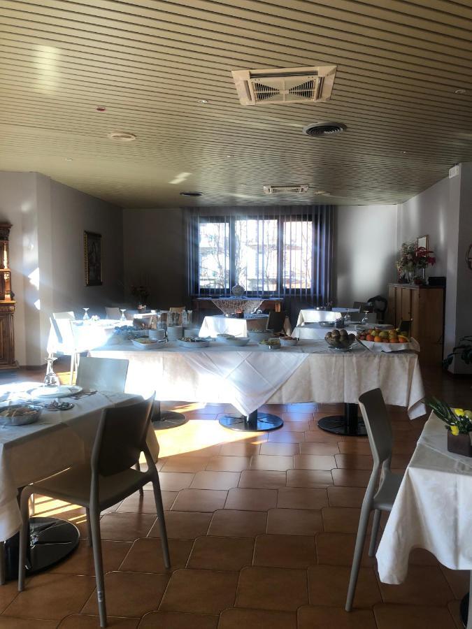 Albergo Casa Dell'Ospite Brescia Zewnętrze zdjęcie
